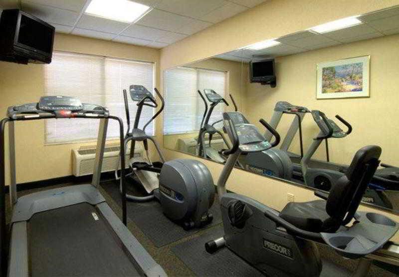 Fairfield Inn And Suites By Marriott Tampa Brandon Heartland Facilidades foto