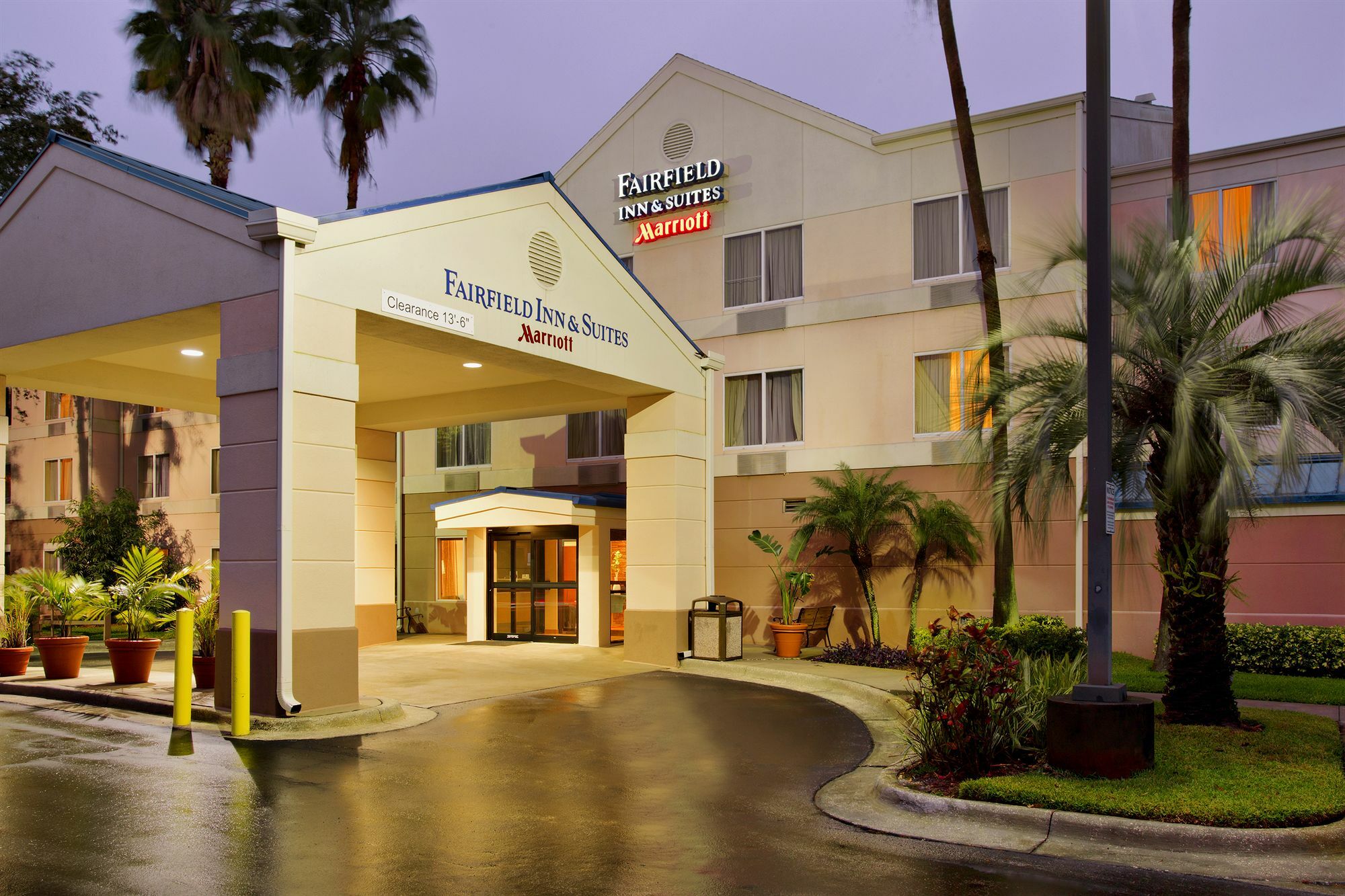 Fairfield Inn And Suites By Marriott Tampa Brandon Heartland Exterior foto
